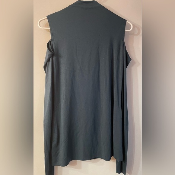 Bailey/44 Vincent cold shoulder top Evergreen NWT - Picture 3 of 5